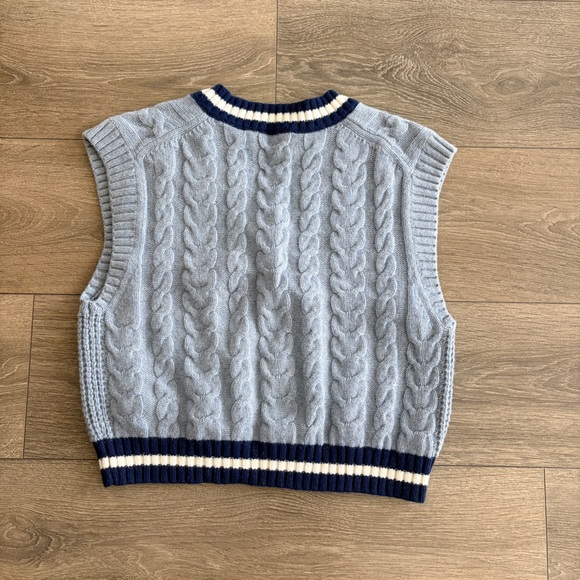 Aritzia Sunday Best Winston Sweater Vest - Picture 5 of 7